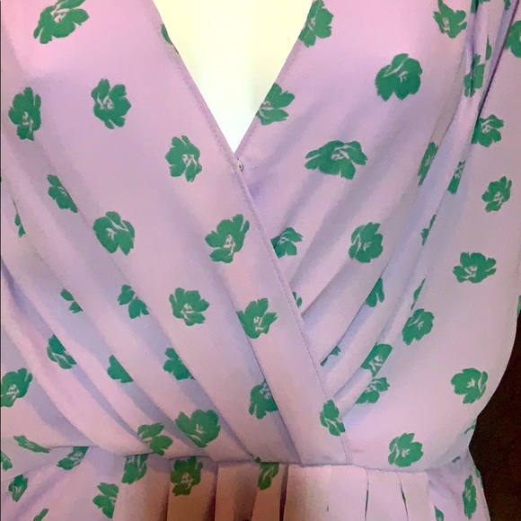 Beautiful NWT Spring Blouse - Picture 3 of 5